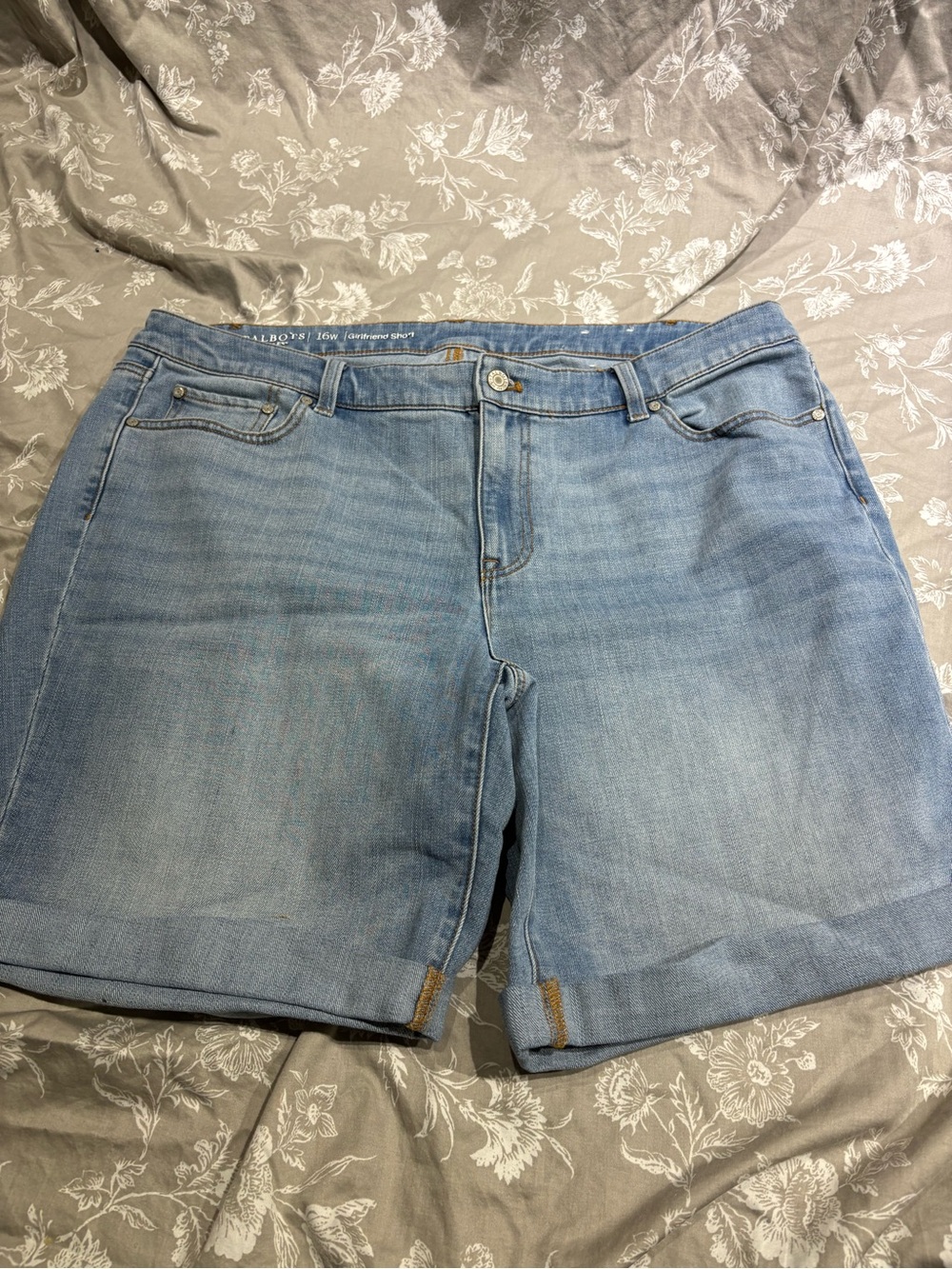Talbots girlfriend Jean denim shorts 16W